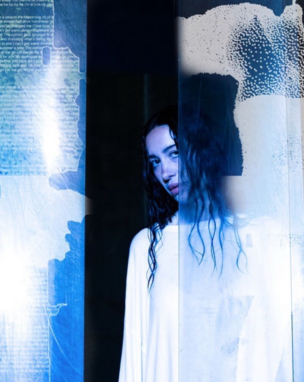 In The Twilight: Julia Wolf Live in London